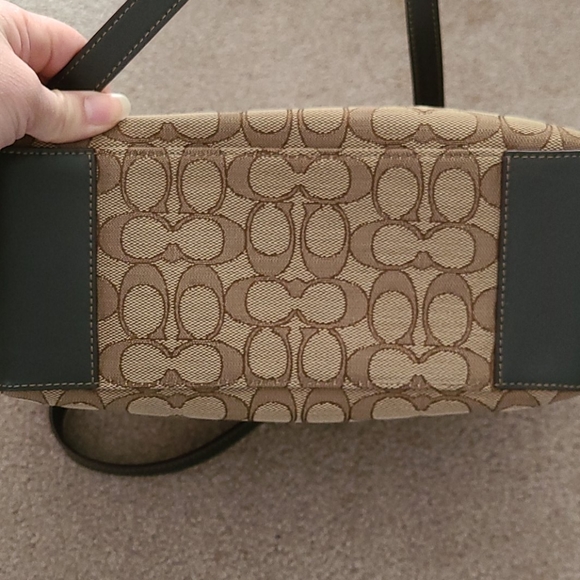 Coach Shoulder Bag, EUC. - Picture 10 of 11